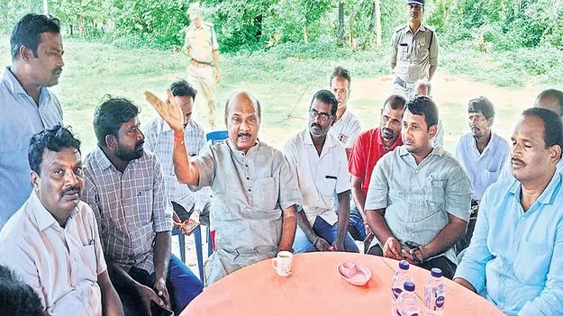 మాకవరపాలేనికి  త్వరలో భారీ పరిశ్రమ 