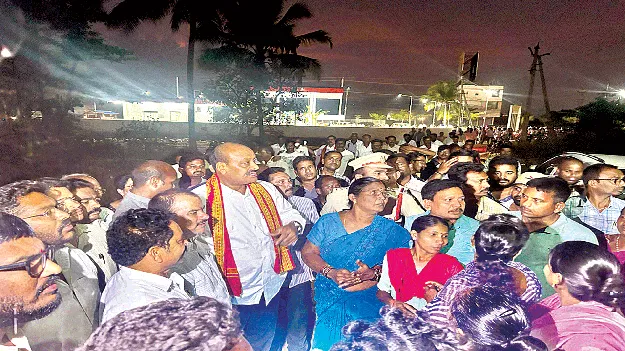 ‘జగతిమెట్ట’ అక్రమాలు వెలికితీయండి