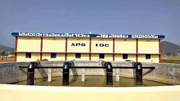 సాగునీటి కష్టాలు తీరనున్నాయ్‌