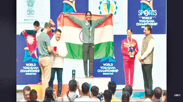 వనజారెడ్డి.. యోగాలో మేటి