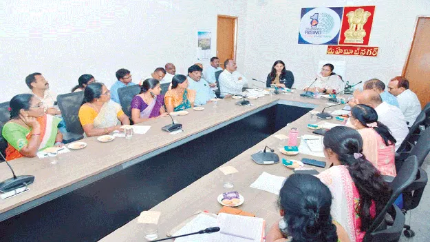 ప్రత్యేక సంఘాలు ఏర్పాటు చేయాలి