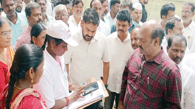 సమన్వయంతో పని చేయాలి
