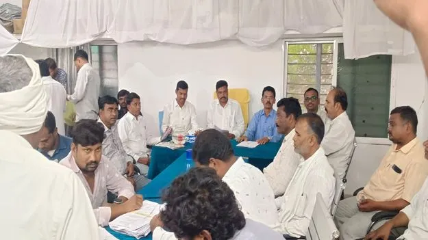 kumaram bheem asifabad-ఓటరు మ్యాపింగ్‌ ఫారాలు త్వరగా అందజేయాలి