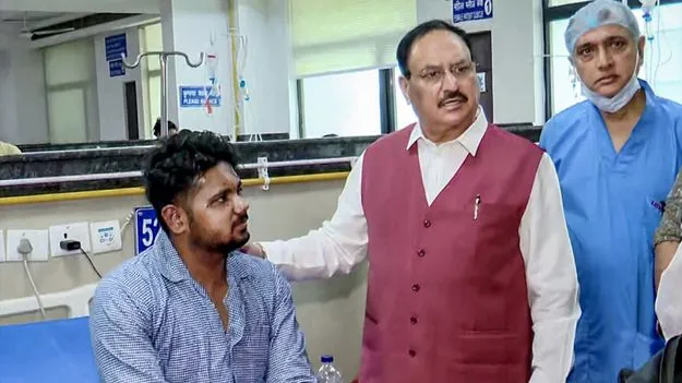 గాయపడ్డ వారికి నడ్డా పరామర్శ