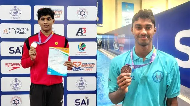 స్విమ్మింగ్‌లో తీర్థుకు స్వర్ణం