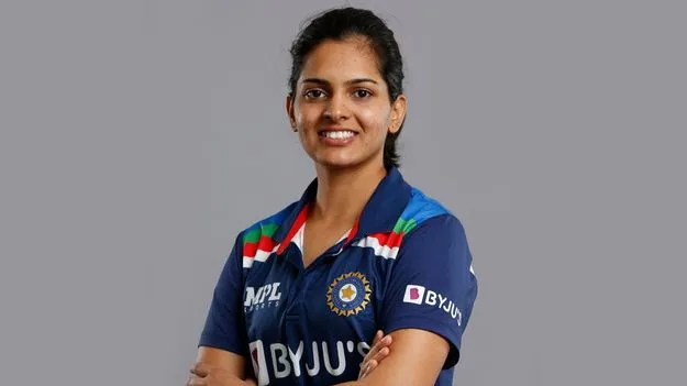 ప్రతికా స్థానంలో ప్రియ