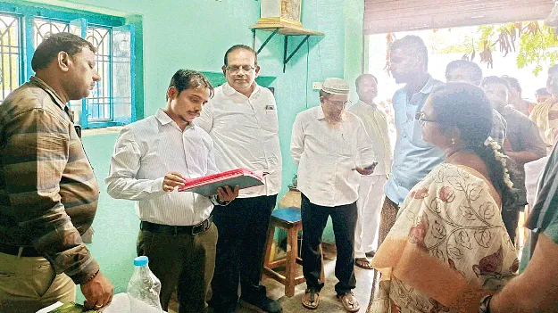 ఎరువుల ధరలు పెంచితే   దుకాణాలను సీజ్‌ చేస్తాం : జేసీ