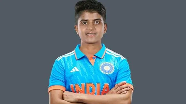 శ్రీచరణికి చోటు