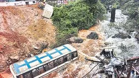 పలు రాష్ట్రాల్లో వరద బీభత్సం
