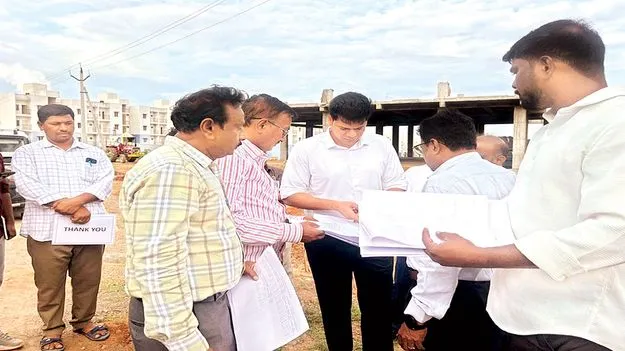 ఇళ్లను త్వరగా అందించండి 