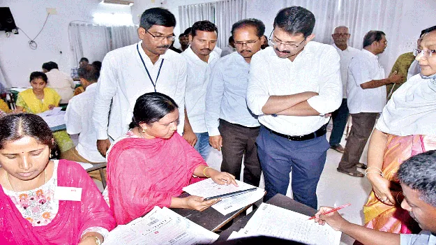 tenth papers evaluation మొదలైన టెన్త్‌ మూల్యాంకనం