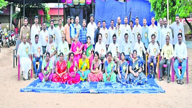 ALUMNI: పూర్వ విద్యార్థుల ఆత్మీయ సమావేశం