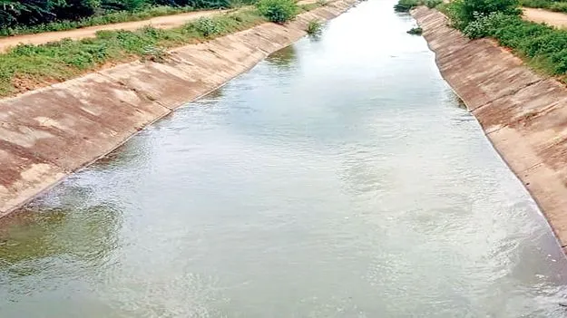నిలిచిపోయిన ఎల్లెల్సీ