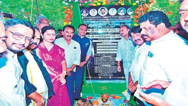 రూ.20వేల కోట్లతో రోడ్ల అభివృద్ధి