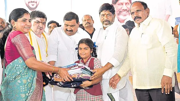 విద్యార్థుల భవిష్యత్తే రాష్ట్ర సంపద