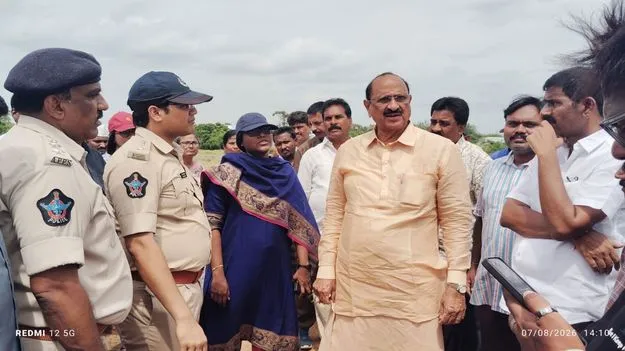 సీఎం పర్యటనపై కలెక్టర్‌ సమీక్ష