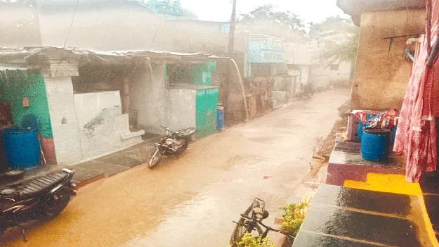దంచికొట్టిన వాన