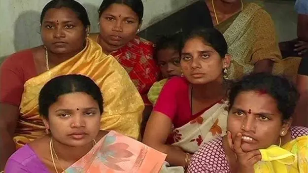 ‘స్త్రీనిధి’లో జీవో 86ను అమలుచేయాలి