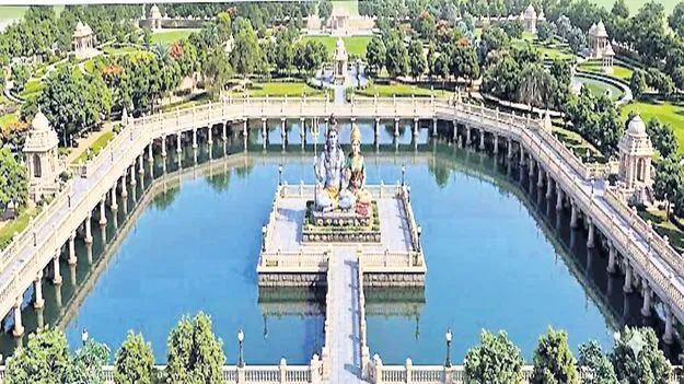 చోడవరంలో స్వయంభూ గౌరీశ్వరాలయం పుష్కరిణికి మహర్దశ