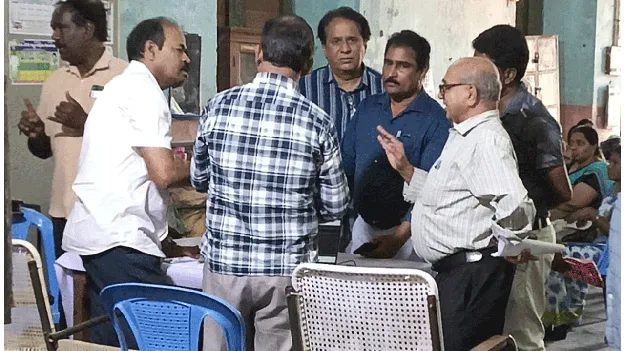 - టెన్త్‌ ‘స్పాట్‌’లో  ట్యాబ్‌లు కొనసాగిస్తారా? 