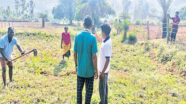 ముఖంచాటేస్తోంది!