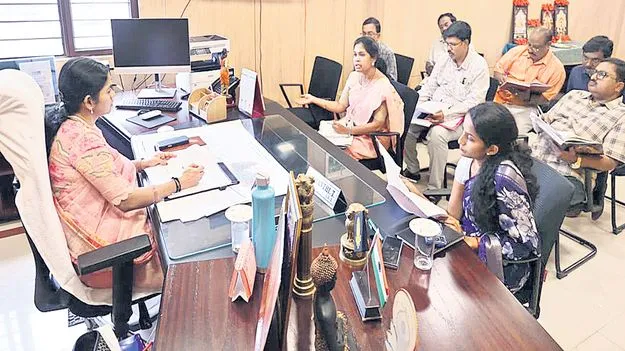 జిల్లా సమగ్రాభివృద్ధి లక్ష్యాల సాధనే ధ్యేయం