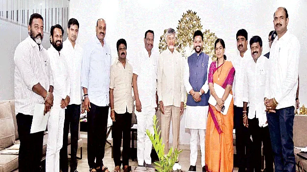  కొందరికి సీఎం అక్షింతలు