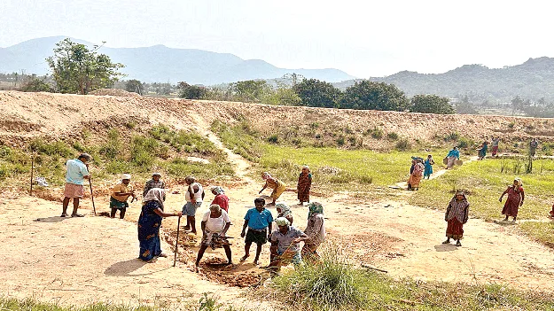  బిల్లులు చెల్లించట్లే!