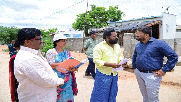  ప్రతీ ఇంటికెళ్లి అవగాహన కల్పించాలి