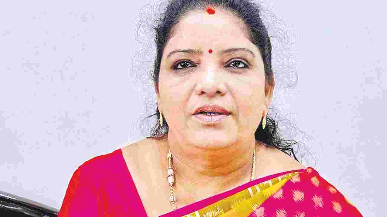 విద్యార్థులకు నాణ్యమైన విద్య, మంచి ఆహారం: మంత్రి సంధ్యారాణి