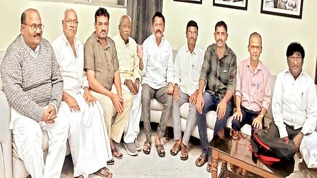    గవర్నర్‌, శాసనమండలి వ్యవస్థలను రద్దు చేయాలి