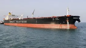 గుజరాత్‌ పోర్టుకు చేరిన జగ్‌ లాడ్కీ