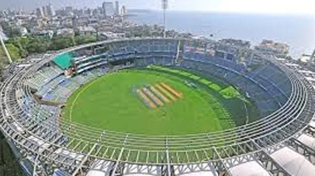 ముంబై శివార్లలో భారీ స్టేడియం