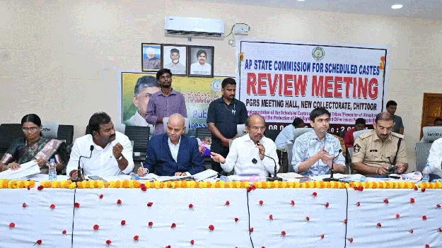 కుల వివక్ష, భూ సమస్యలు అధికం 