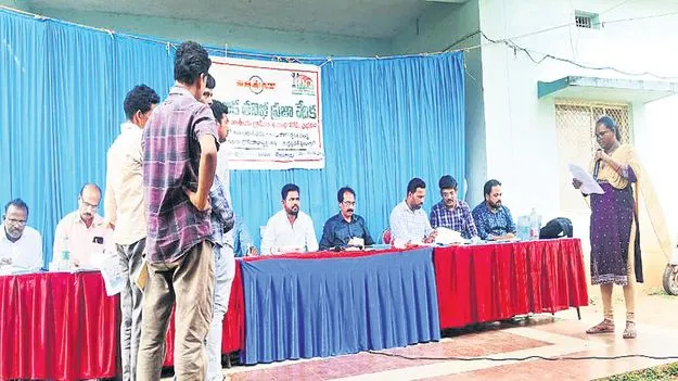 ఉపాధి పనుల్లో అవినీతి