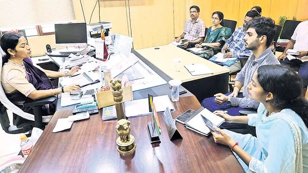 యోగాంధ్ర వేడుకలు ఉన్నట్టా?.. లేనట్టా? 