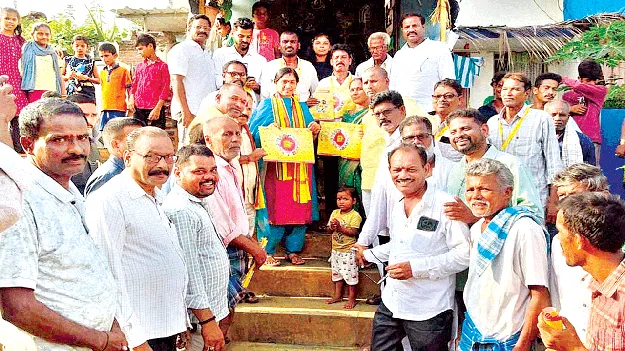 పేదలకు పథకాలు అందించడమే ధ్యేయం