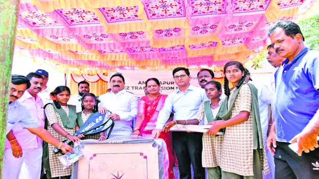 MLA: విద్యార్థి దశలోనే నైపుణ్యం పెంచు కోవాలి