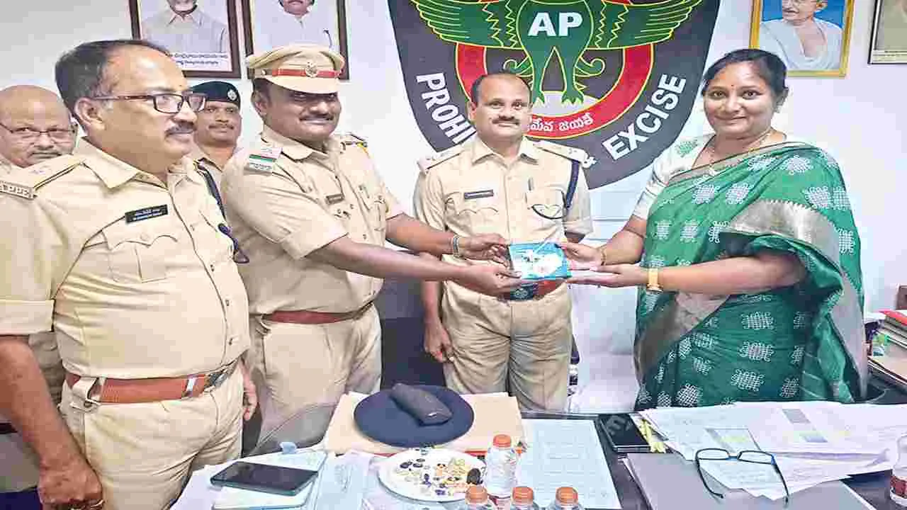 సారా రహిత జిల్లా చేద్దాం