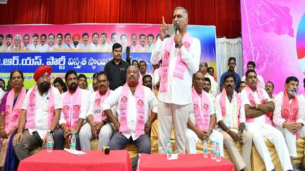 కాళేశ్వరం నీటితో ప్రాజెక్టులు నింపాలి 