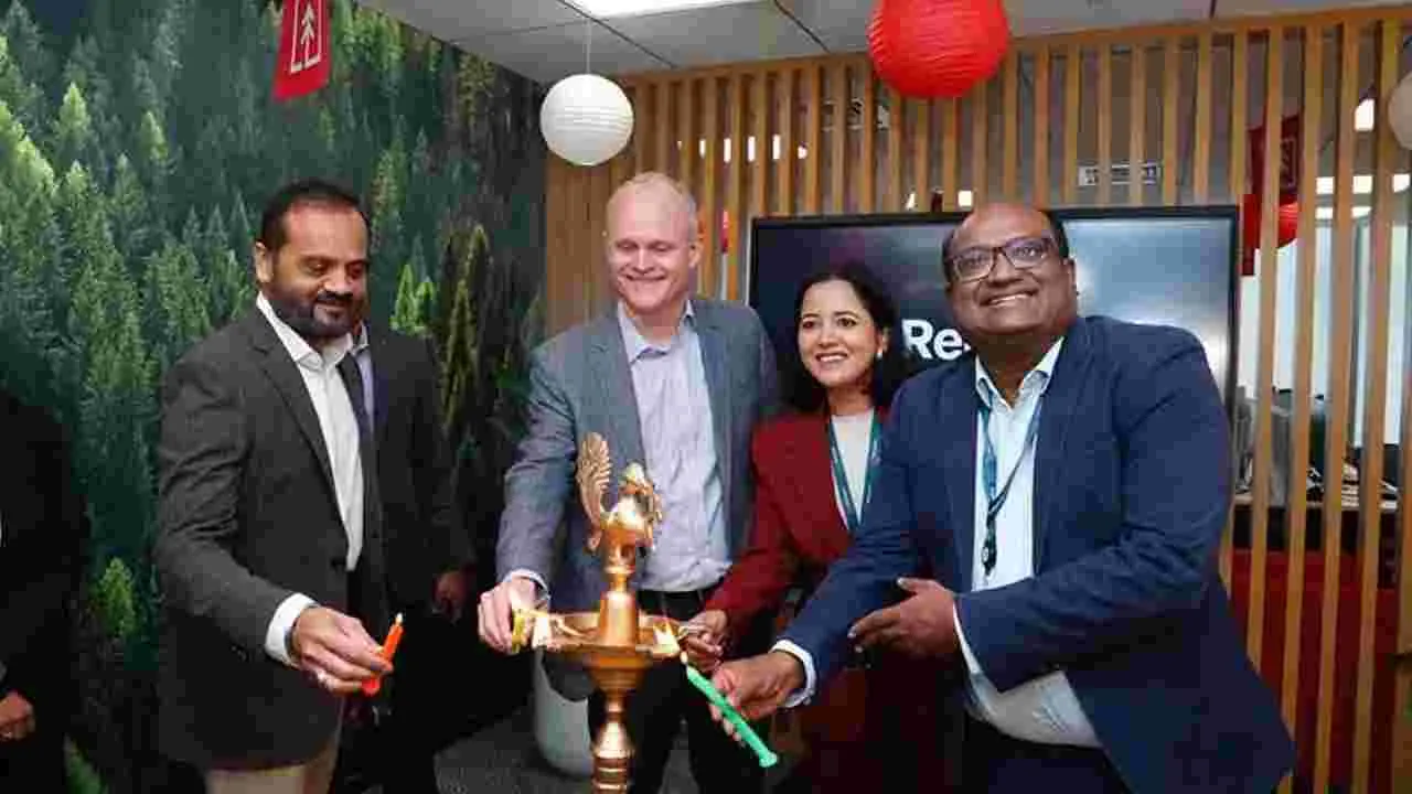 హైదరాబాద్‌లో రెడ్‌వుడ్‌ టెక్నాలజీ సెంటర్‌