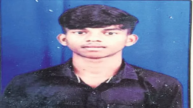 మలేరియాతో గిరిజన విద్యార్థి మృతి