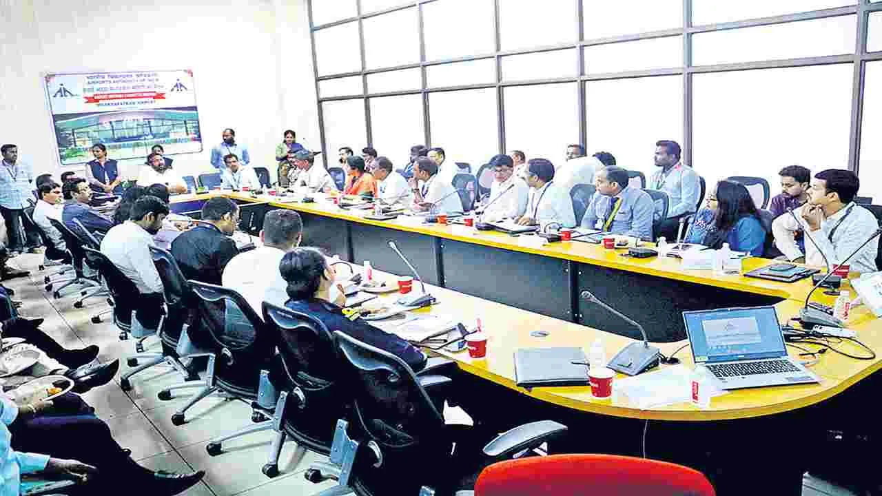 రీజనల్‌ ఏవియేషన్‌ కేంద్రంగా విశాఖ ఎయిర్‌పోర్టు