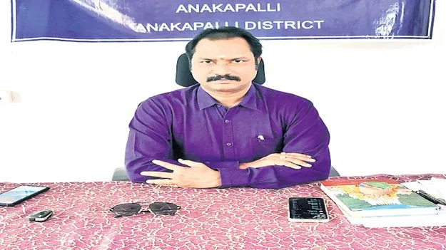 అనుమతుల్లేని కళాశాలల్లో పిల్లలను చేర్చొద్దు