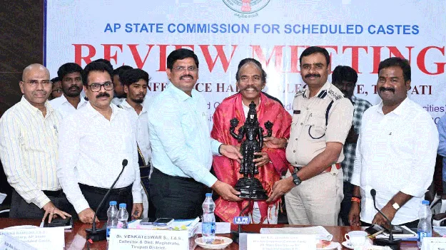 ఎస్సీ,ఎస్టీ కేసులు తక్కువే