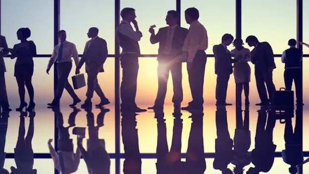 కుదిరితే ఉద్యోగుల స్థానంలో ఏఐ.. కంపెనీల అభిప్రాయం ఇదే