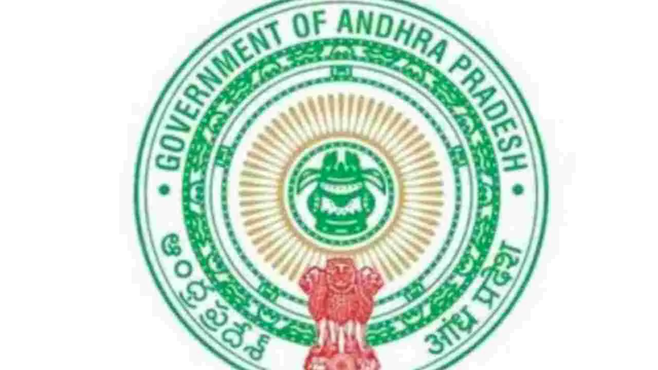 ఏపీలో మున్సిపల్ కమిషనర్ల బదిలీలు..