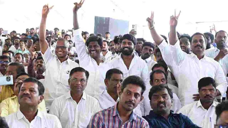 నీటిని సంరక్షించు కోవడానికి యాక్షన్ ప్లాన్: సీఎం చంద్రబాబు 