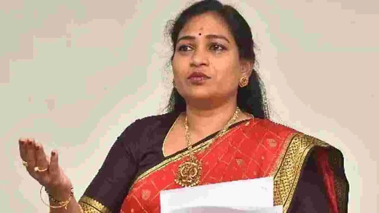మహిళలకు ధైర్యం కోసమే అభయ కార్యక్రమం: వంగలపూడి అనిత