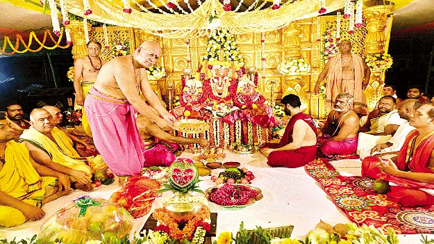 అంగరంగ వైభవంగా ఆదిత్యుని కల్యాణం